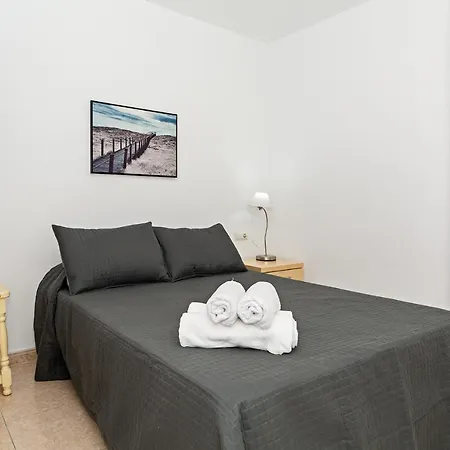 Apartment Centric - Wifi - 2 Min From Charco San Gines *